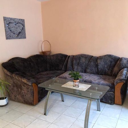 Spacious Beautiful Apartment - Prime Location Warna Exterior foto